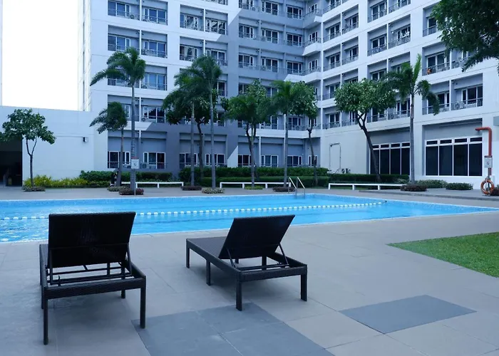 Aparthotel Zen Staycation With And Sunset View Near Airport And Mckinley Manila
